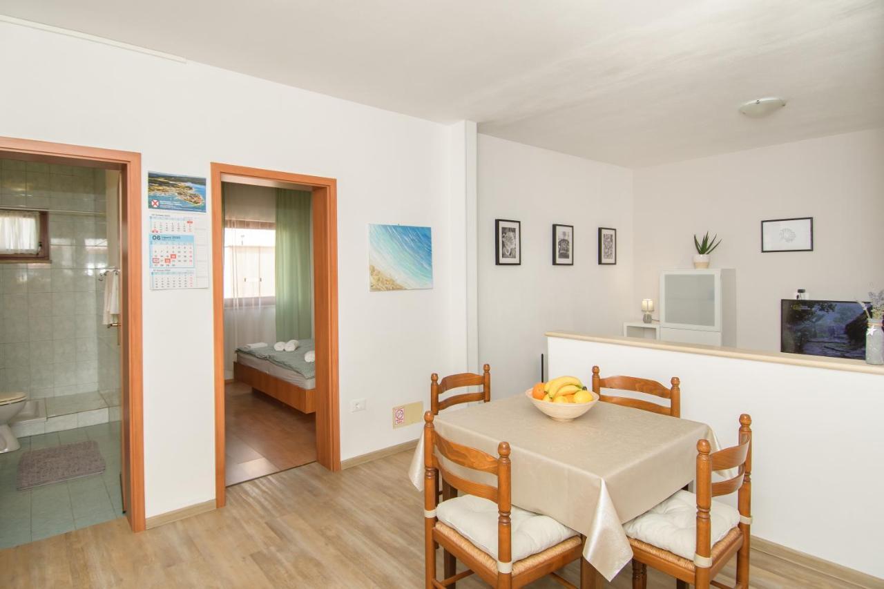 Apartman Alba Karigador Luaran gambar
