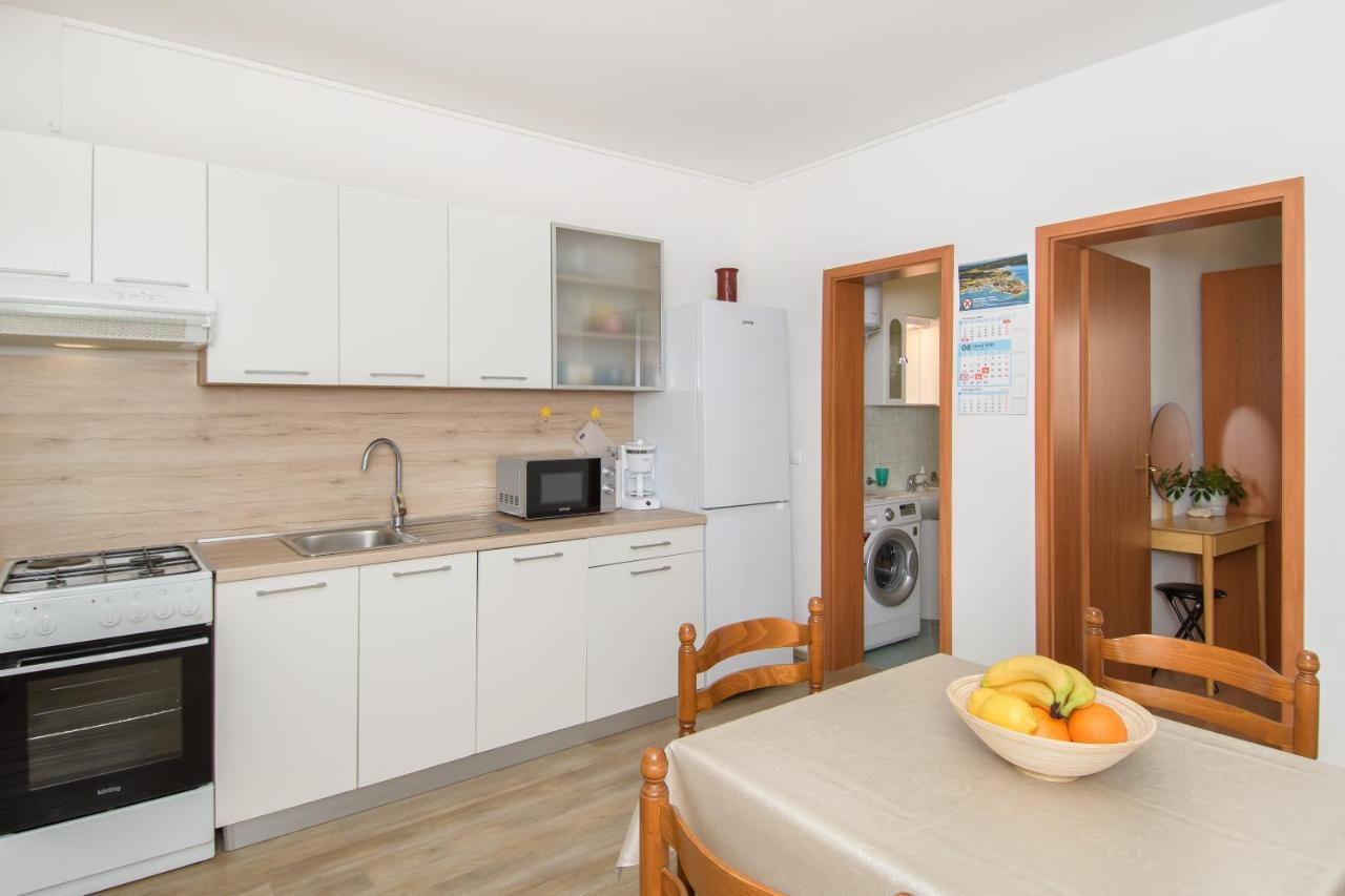 Apartman Alba Karigador Luaran gambar